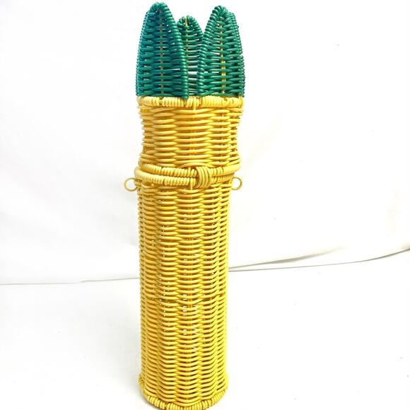 Pineapple Wicker Wine Basket Gift Holder - Picture 2 of 5